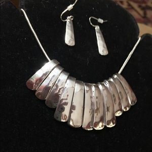 Silver Tone Fashion Necklace